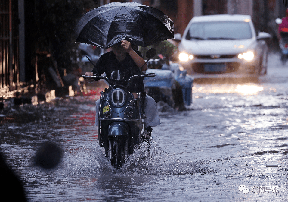 泉州市区昨天雨下个不停福州大雨不断省气候中心预估,此次暴雨过程
