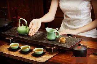 茶艺礼仪之伸掌礼,注目礼,扣手礼
