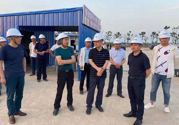 方勇调研重点项目建设情况_望江