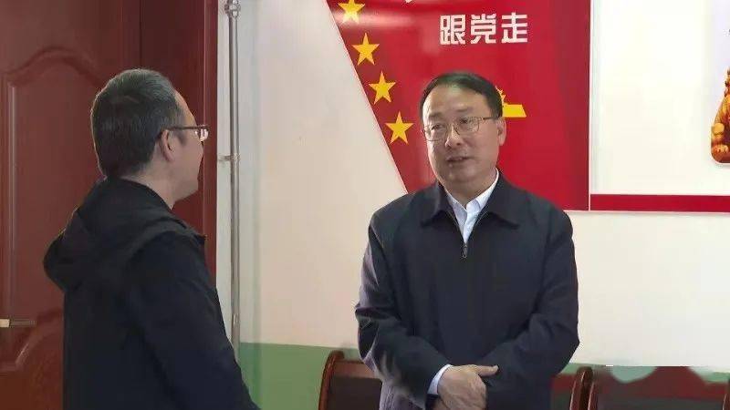 梁德铭检查指导高考准备工作