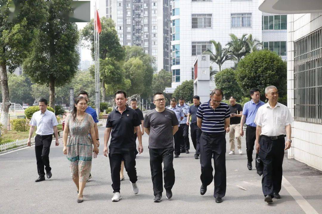 自治区禁毒办主任,公安厅禁毒总队总队长叶显文在柳州调研