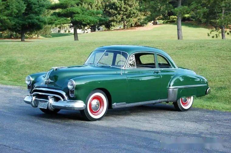 danburymint肌肉车的鼻祖1949奥兹莫比尔rocket88coupe