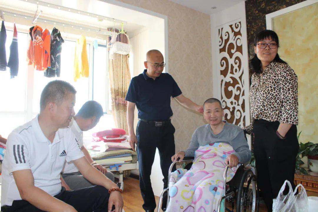 【德润金昌"老同事,让我们来帮你"_曹文平