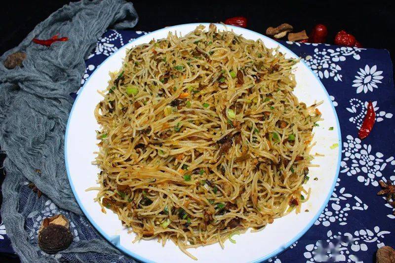 糟菜炒粉干