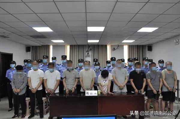 一审法院认为:被告人王某军,刘某友,丁某展,刁某立,赵某连,朱某现,王