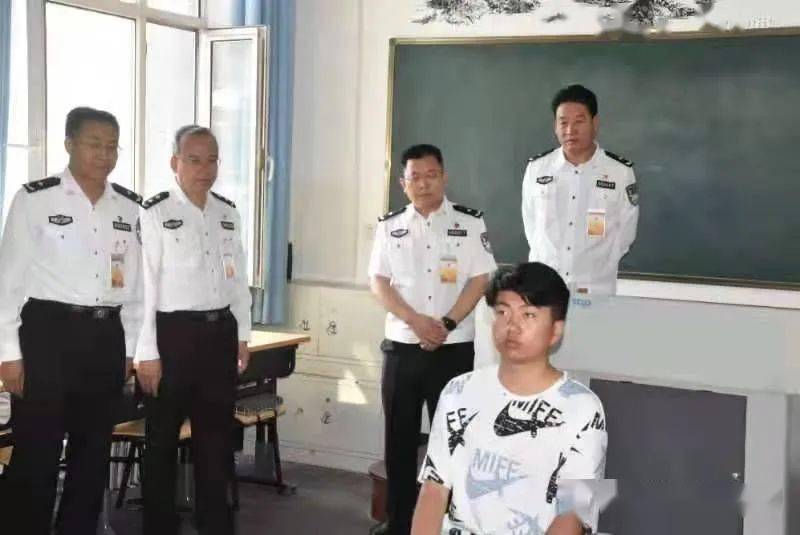 青春警院 --【招生现场】2021年青海警官职业学院生面试现场!