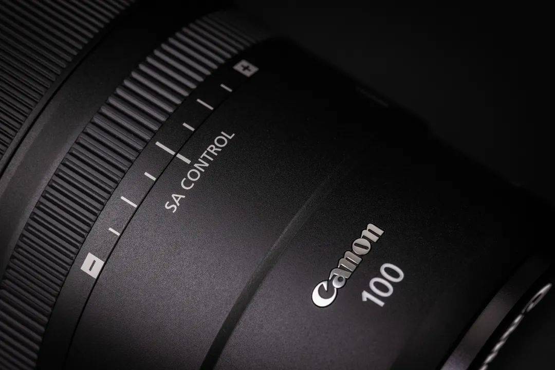 4倍超威近摄 佳能rf100mm f2.8 l macro is usm重新定义微距_镜头
