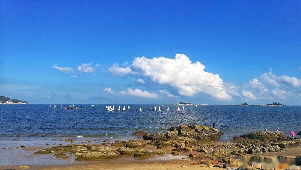 马銮湾—天然的海水浴场