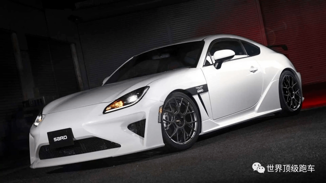 这款双门轿跑车更运动的造型 丰田gr 86 sard gt1