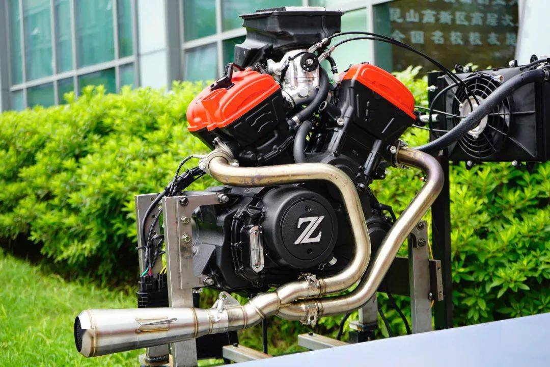 国产v缸1000cc发动机发布500cc跑车正在研发中内附声浪视频