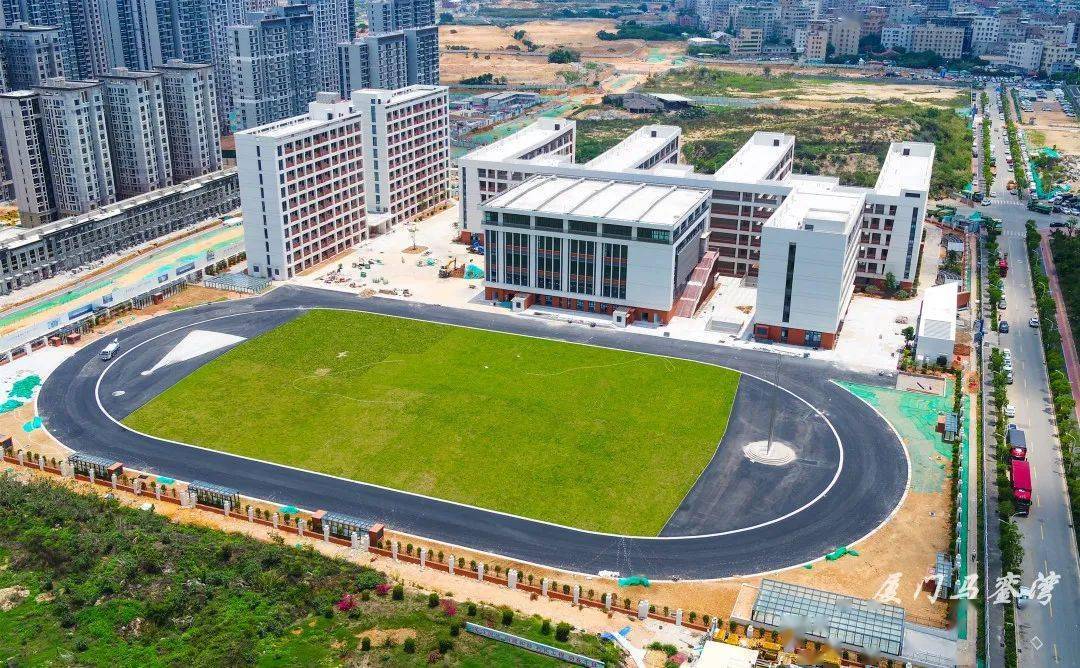 小学爆满!"两一致"也犯难!厦门25所新校9月开学,30000 学位来袭!