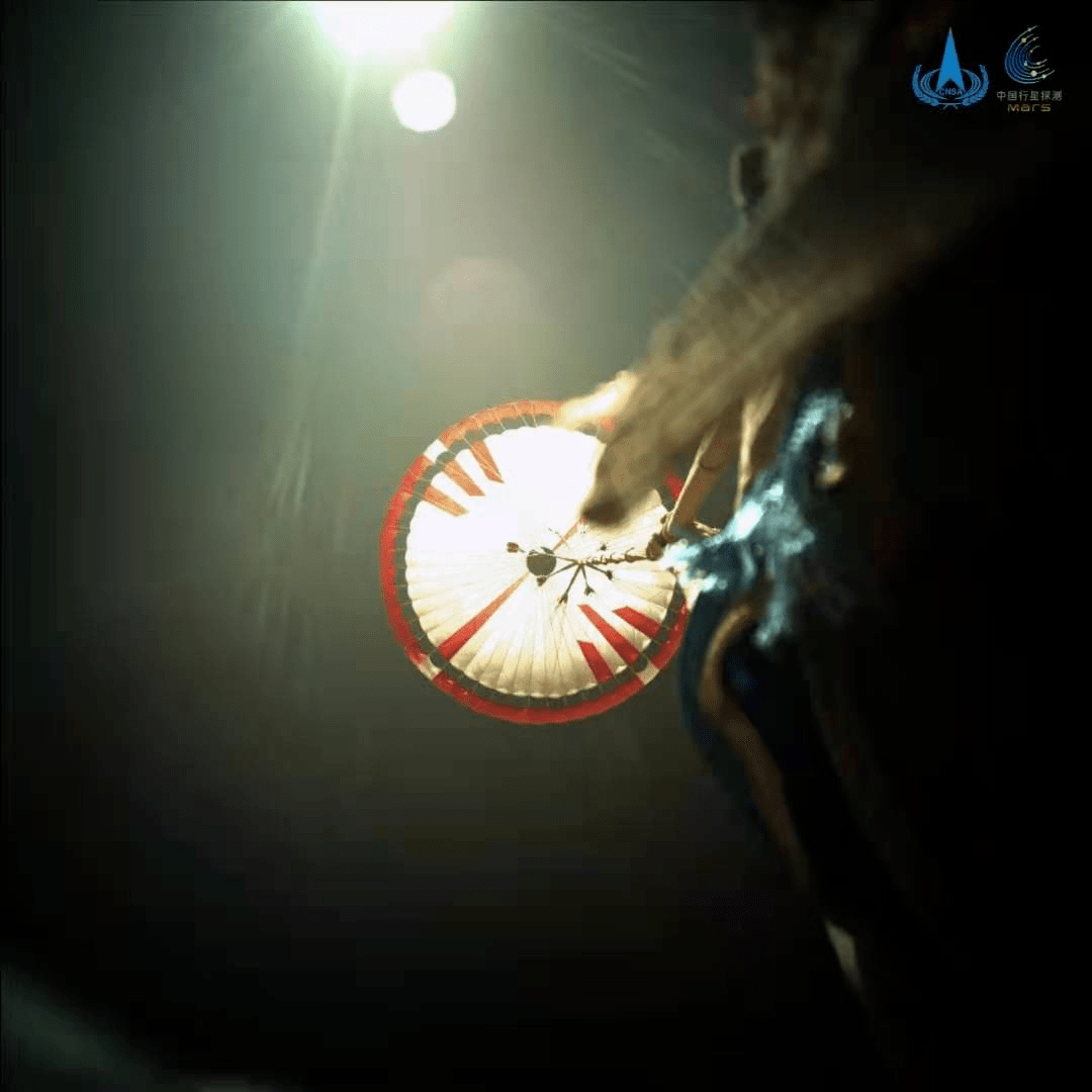 着陆|“祝融号”的朋友圈又更新了！