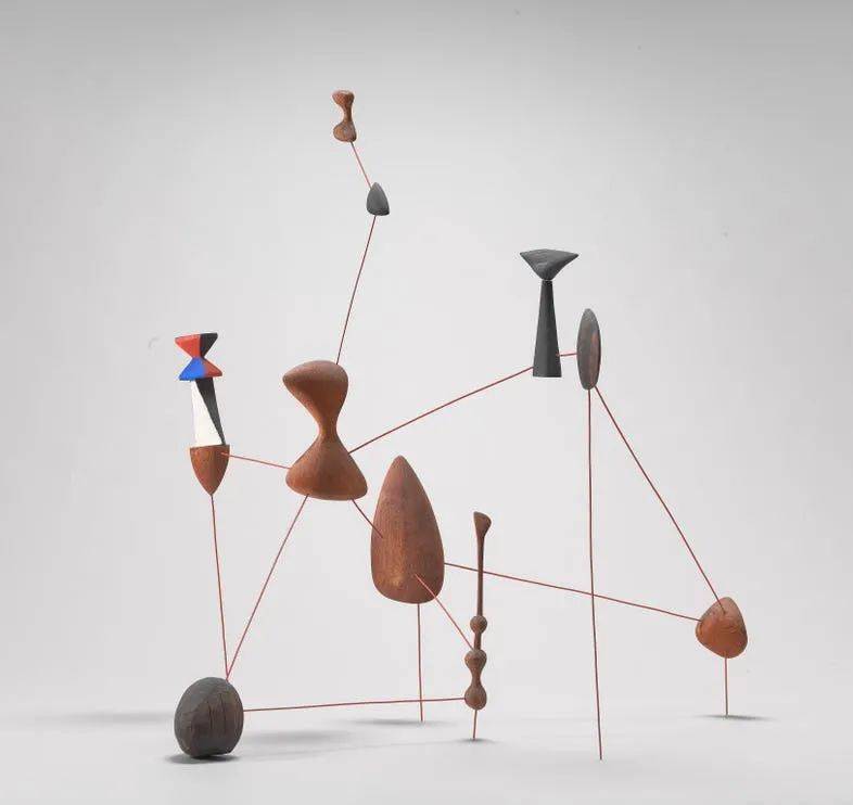 展品,请随意触摸_考尔德
