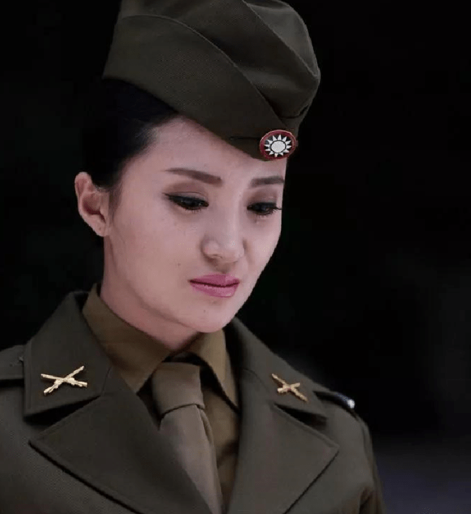 军统女特务薛鸣琴被蒋经国派往上海潜伏因未完成任务跳江自尽