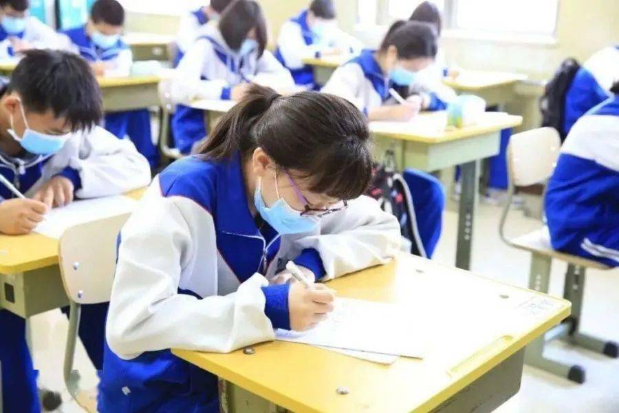 中小学教育模式改为