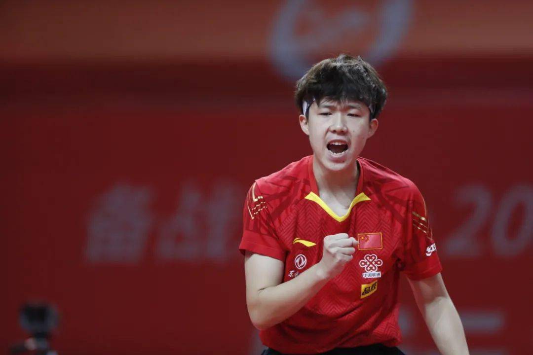 红双喜携手乒乓世界 东京奥运周期中的王楚钦,前两年大多还在青少年