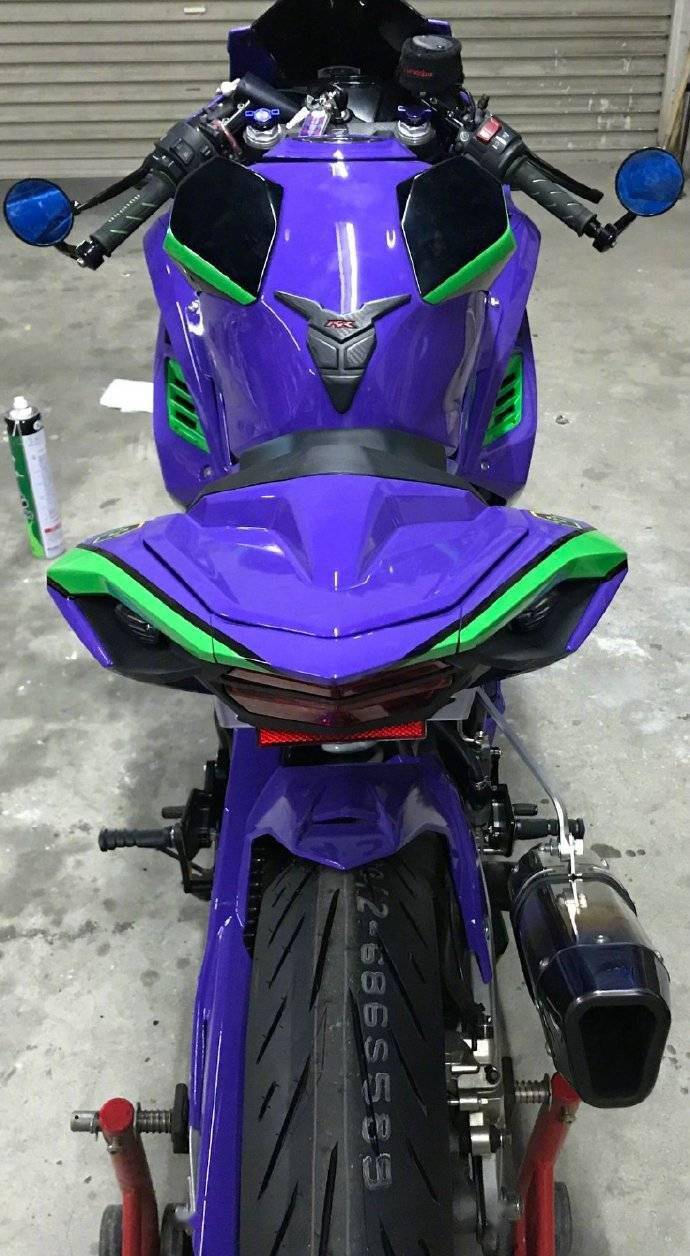 本田cbr250rr,本田400R 本田cbr250rr摩托车换色改造eva初号机配色