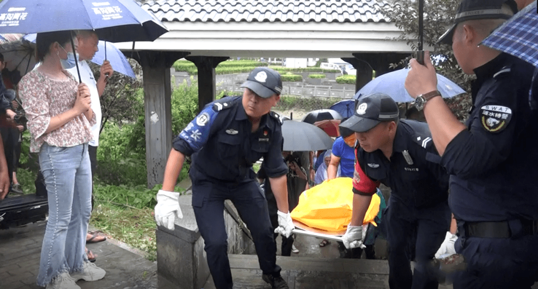 突发淮安一女子跳河身亡