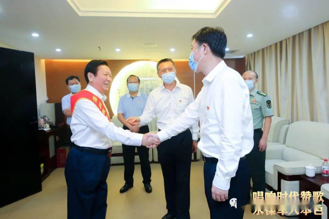 刘坤德荣获2021年"深圳最美退役军人"称号