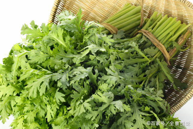 毒素|肝病“盯”上的人，脸上会有4个表现，希望你1个也不占