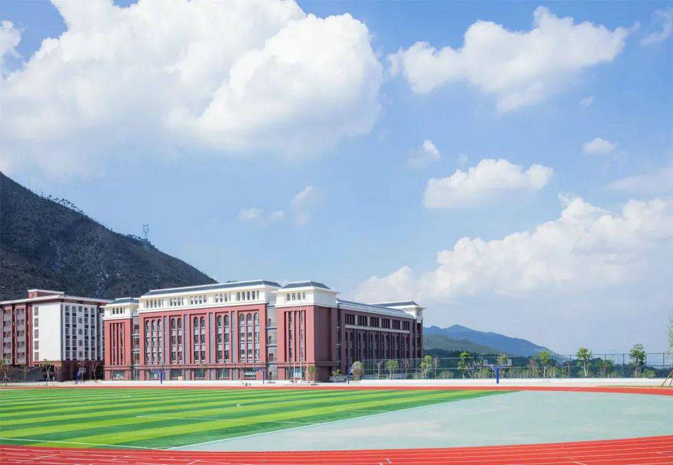 广东肇庆航空职业学院将于8月底开学