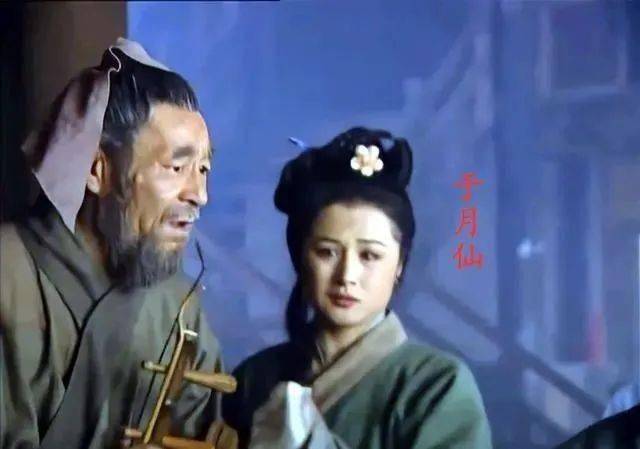 剧, 2002年,拍摄《生命的祭坛》; 2004年,拍摄乡村作品《走进石锁沟》