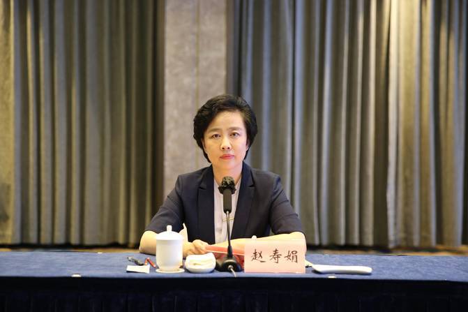 打造一流营商环境济南120名营商环境社会监督员市民体验官持证上岗