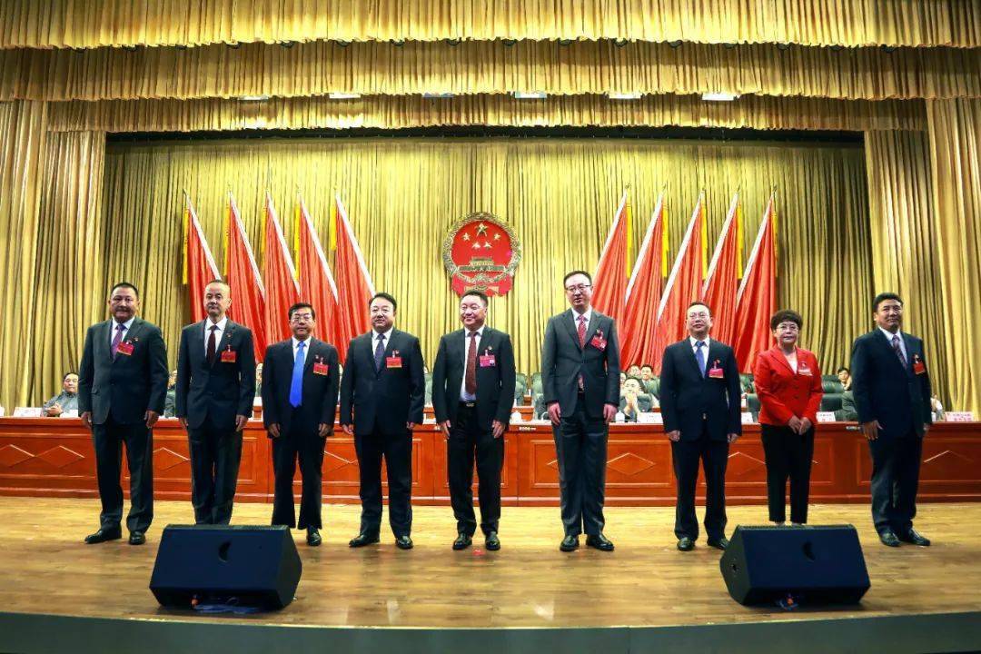 黄南州第十六届人民代表大会第一次会议胜利闭幕