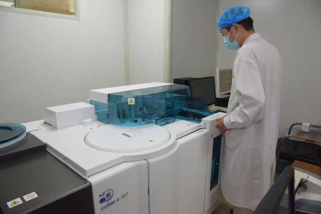 检验科新进利器:罗氏e601全自动化学发光免疫分析仪