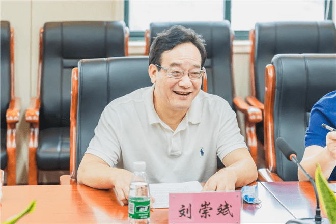 刘崇斌带领经贸处党支部赴湘物联开展支部联基层活动