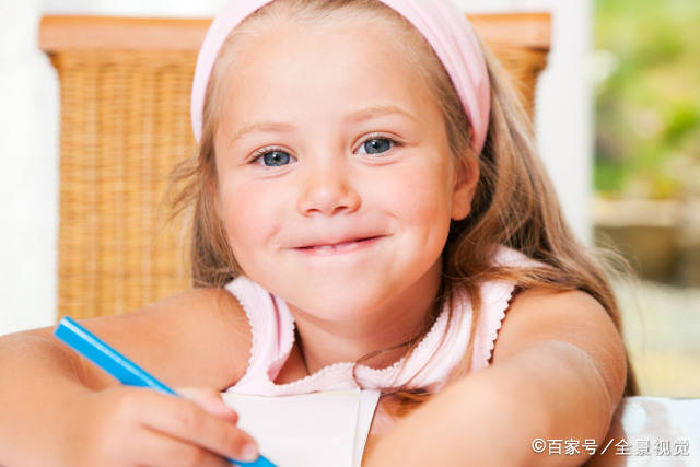 家长|家长这5种行为，会拖延宝宝适应幼儿园的时间，尽量不要做