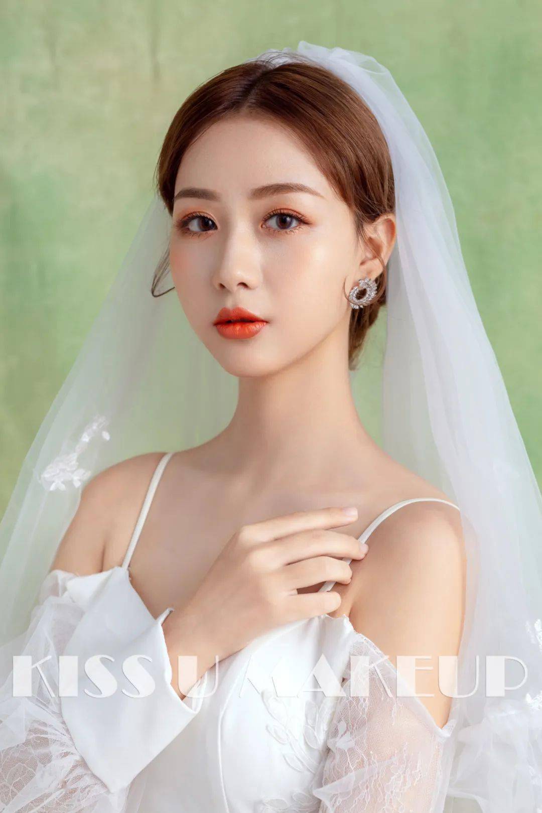 婚礼实用白纱 中式新娘造型