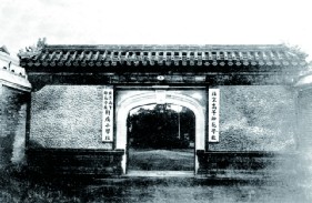 北京师范大学的历史最早可以追溯到1902年创办的京师大学堂师范馆中国