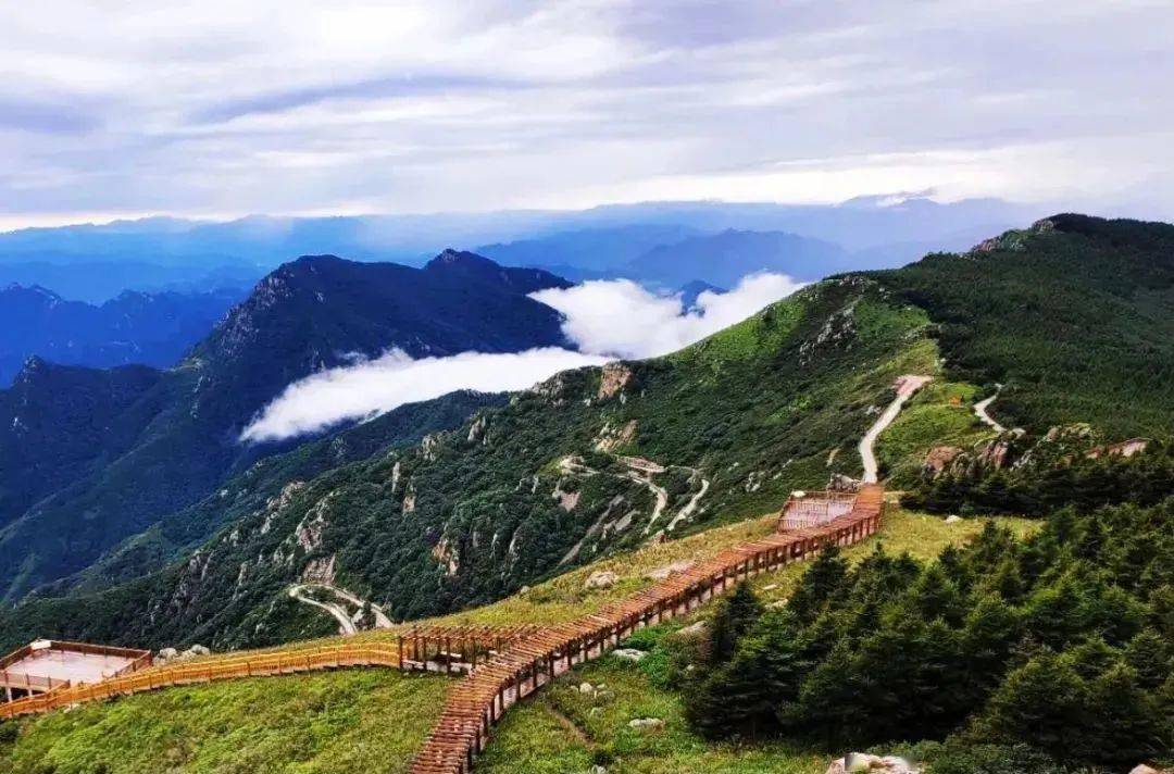 热点推荐:北京白草畔风景区