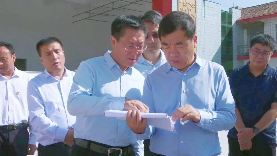王震在泽州县调研