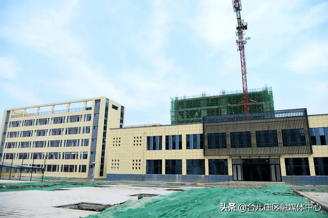 台儿庄:刘涛带队视察新建在建教育工程