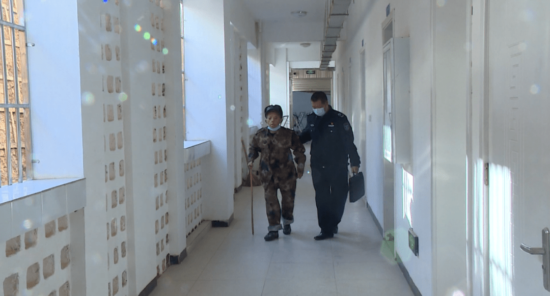 【党代表风采】张进宝:24年坚守一线救助流浪乞讨人员