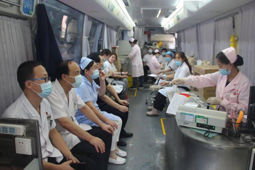 兴平一四五医院,秦岭医院医护人员献热血助全运