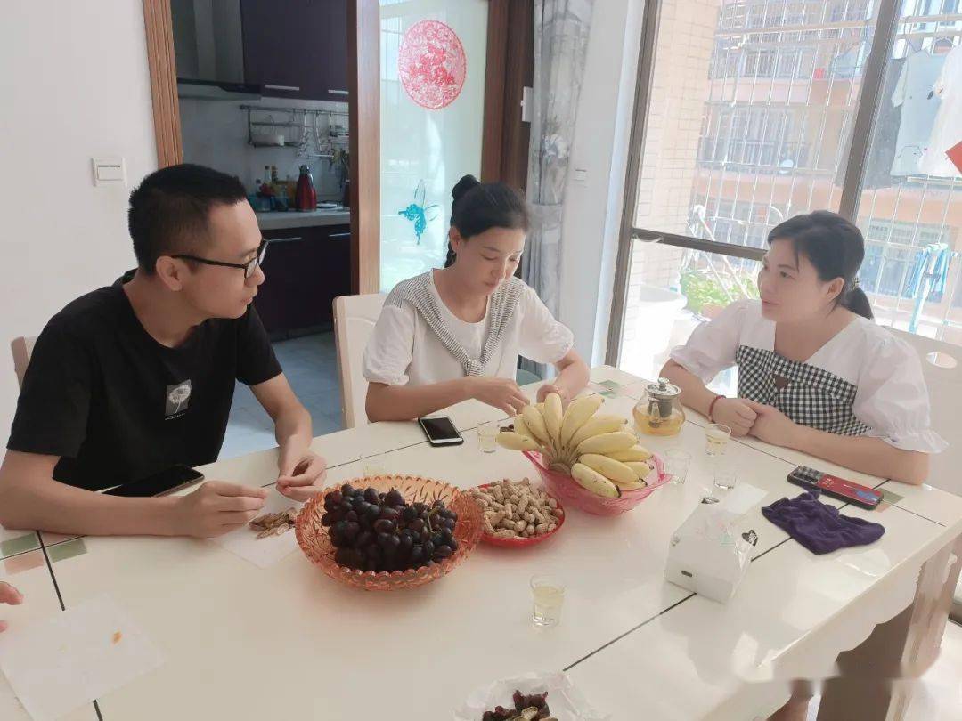 这个中秋,献给热心公益的龙南青年志愿者!