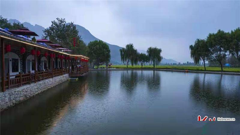 邯郸市涉县连泉田园小镇雨中美景.