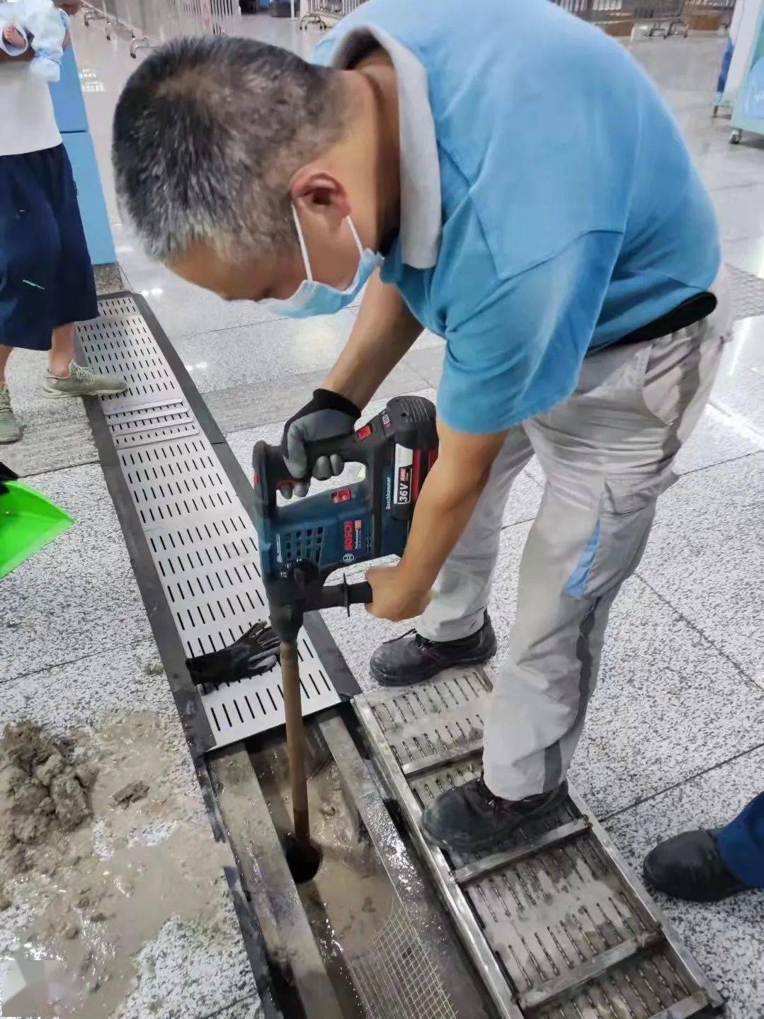 【致敬工匠】扎根杭港,久炼成钢!