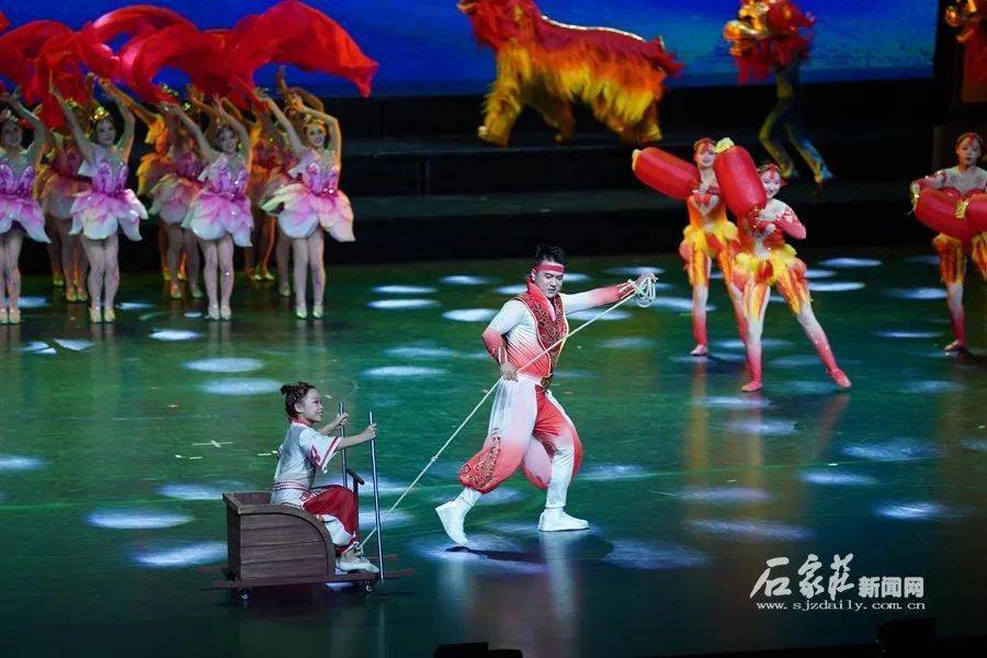 【最新消息】第十八届中国吴桥国际杂技艺术节开幕