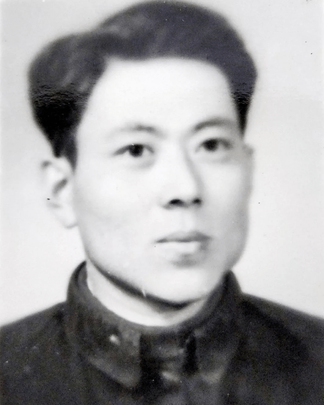 杨兰亭年轻时照片.
