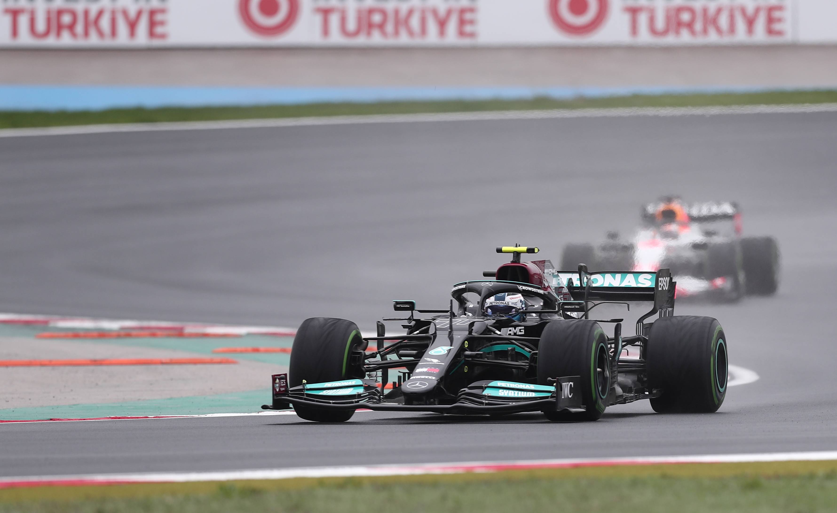 赛车——f1土耳其大奖赛:博塔斯夺冠