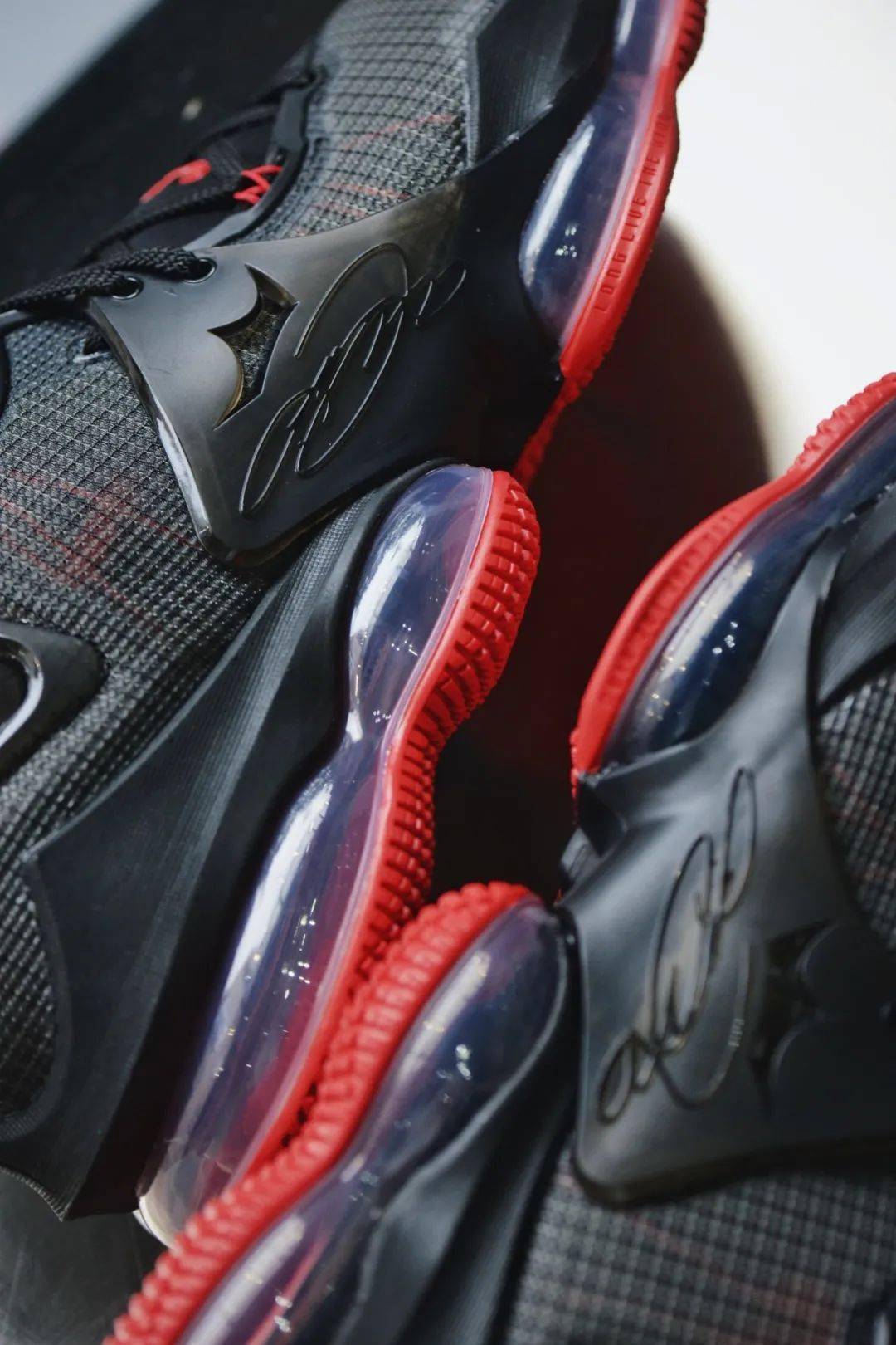 soar 新品预览|nike lebron xix "bred"