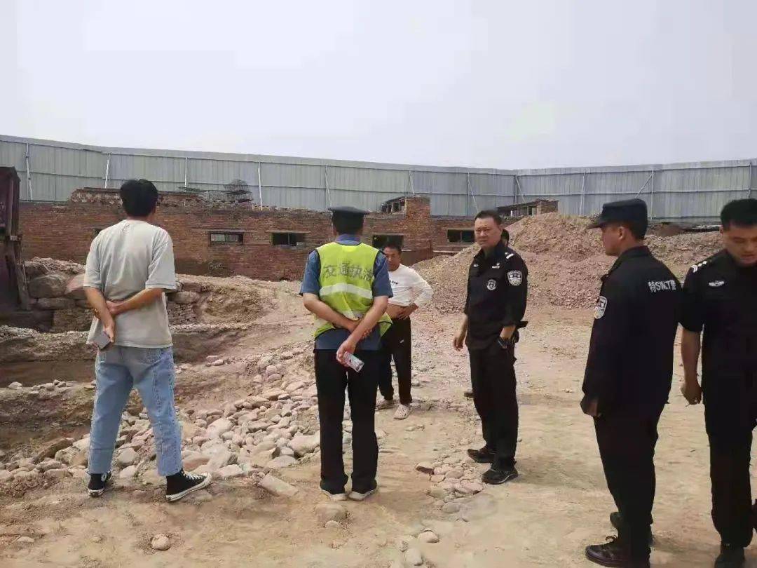 这些人请立即报备 辉县一人长垣被抓.