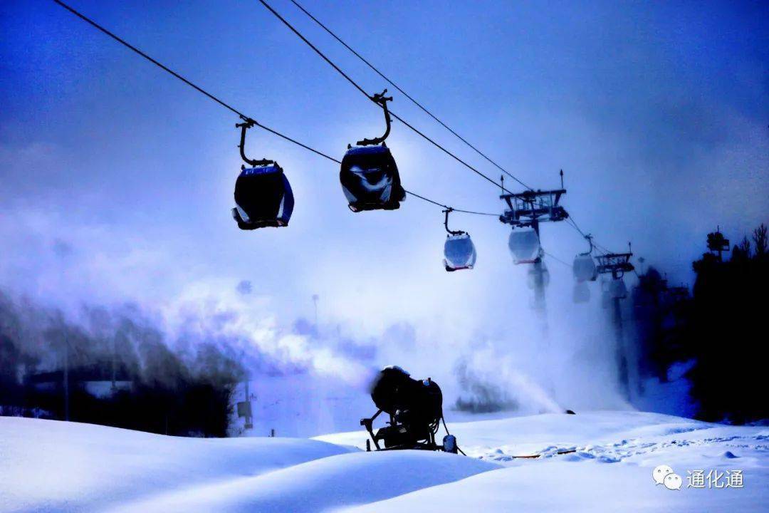 通化万峰滑雪场开启造雪模式迎接新雪季