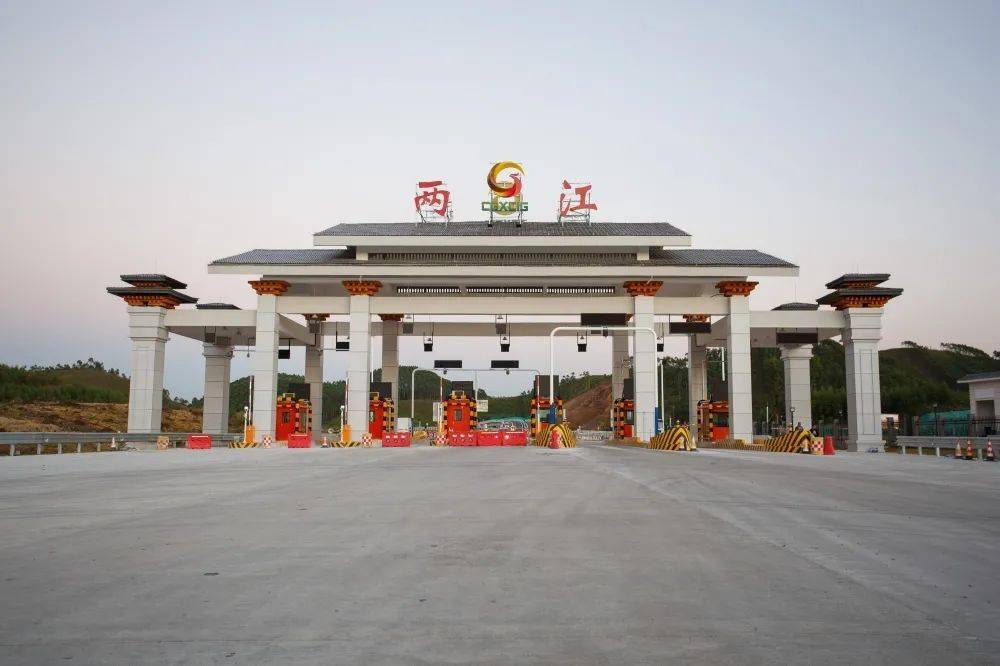 这条高速路,桂林人期待许久桂林至柳城高速公路起于泉南高速与包茂