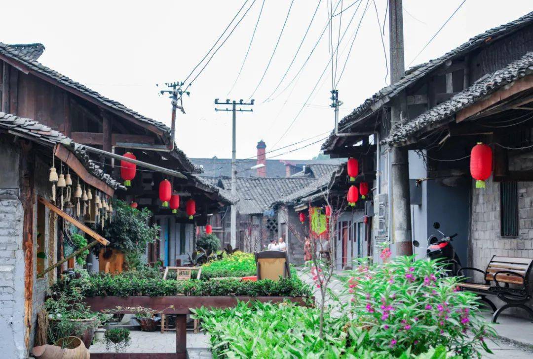 地址:乐山市峨眉山市罗目古镇门票:免费清溪古镇犍为县清溪镇是中国