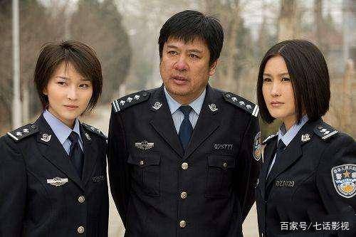 负责案件的大曾对相声了如指掌,年轻的白羚,江汉却始终处于"一脸懵逼"